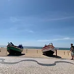 Weaa Hotel Nazaré