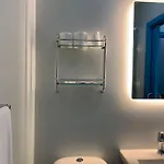 Weaa Hotel