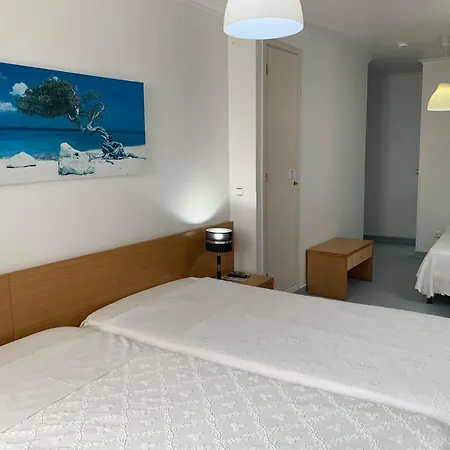 Weaa Отель Назаре