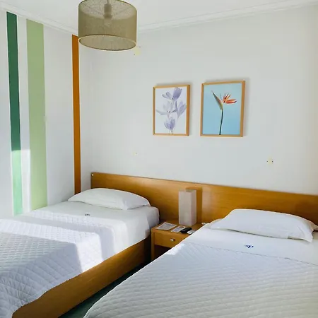 Weaa Отель Назаре